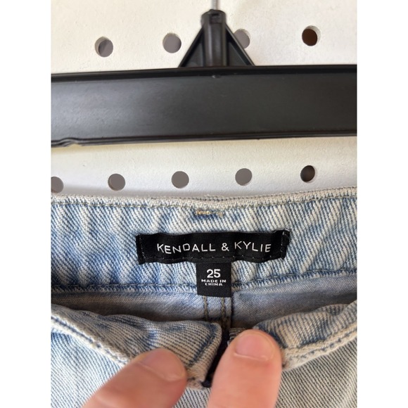 Kendall and Kylie Denim Mini Skirt Jean Front Zip Size 25 Waist Trendy Women's - Picture 3 of 5